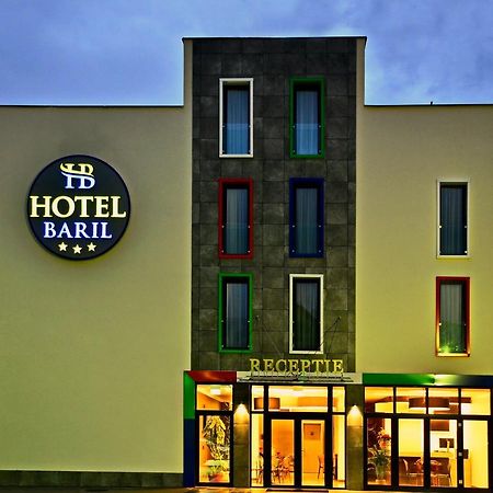 Haţeg Hotel Baril מראה חיצוני תמונה